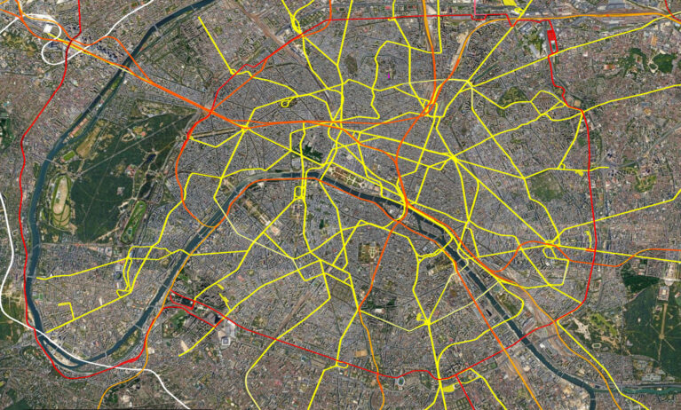 Paryż centrum - przykład wyglądu nakładki w Google Earth nakładka - przykład